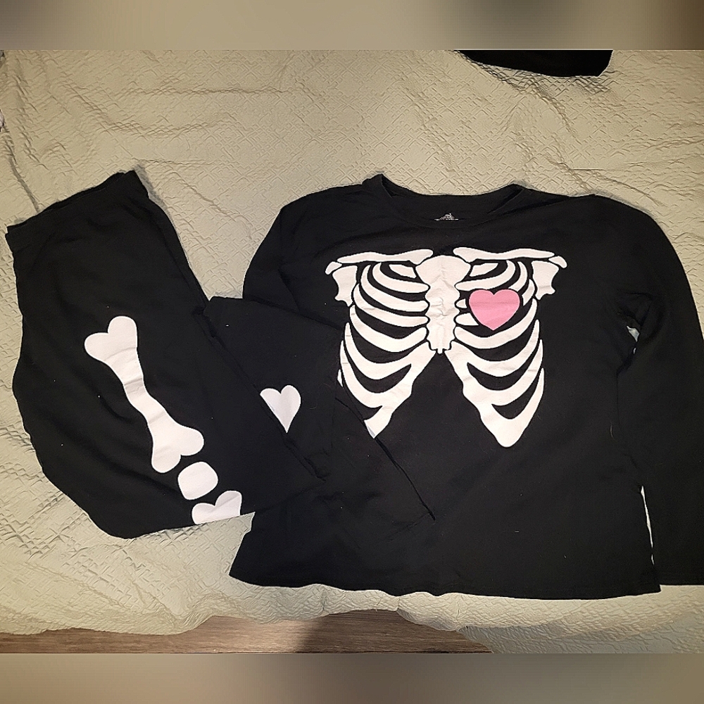 Black Skeleton Pajama Set with Heart Detail